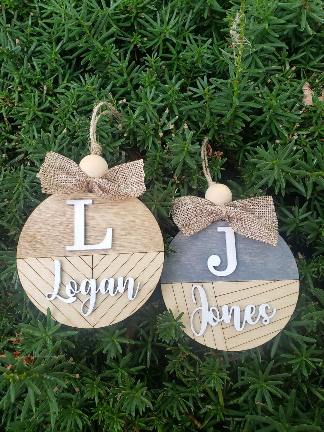 Split shiplap Personalized Christmas Ornaments